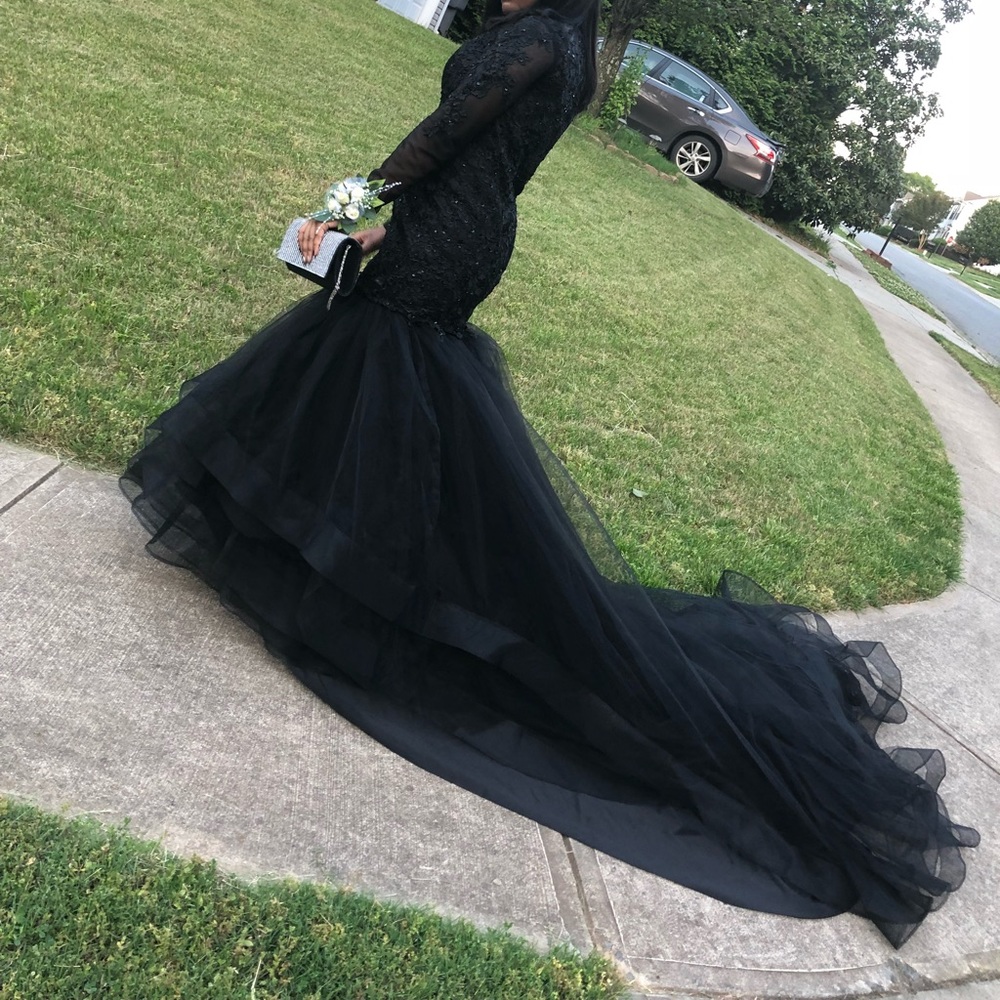 PROM DRESS